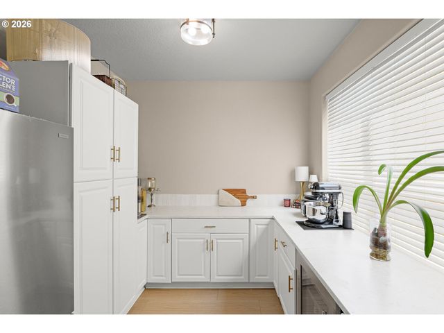 5352 Sw Sequoia Dr, Tualatin, OR 97062