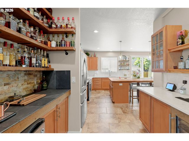 5352 Sw Sequoia Dr, Tualatin, OR 97062