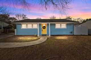 1214 Hawthorne Circle, Hanahan, SC 29410