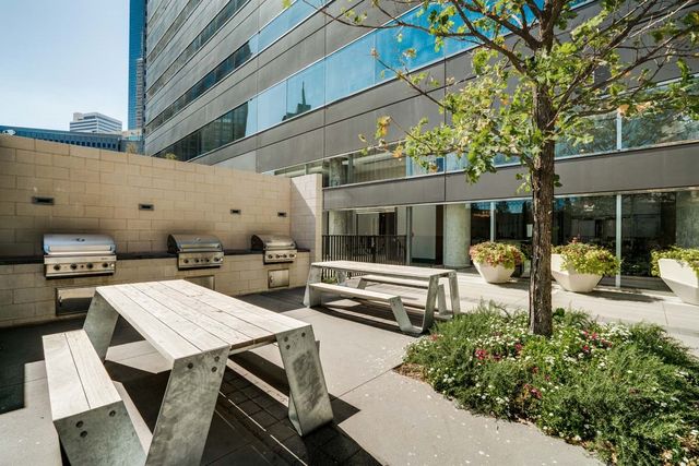 350 N St Paul Street 3002, Dallas, TX 75201