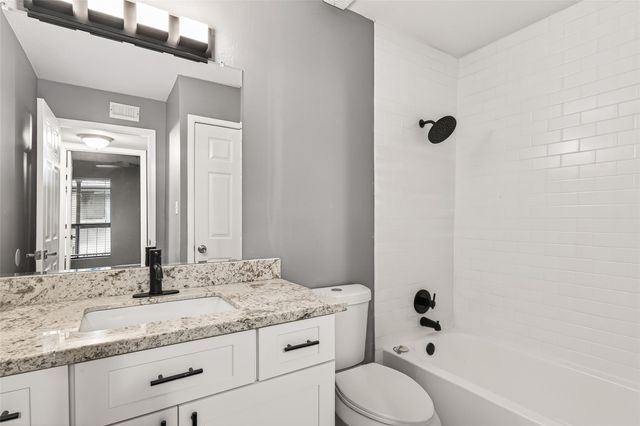 2100 Wilcrest Drive 225, Houston, TX 77042