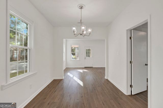 1701 Grove Street, Savannah, GA 31401