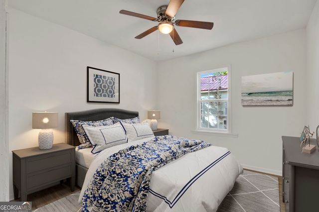 1701 Grove Street, Savannah, GA 31401