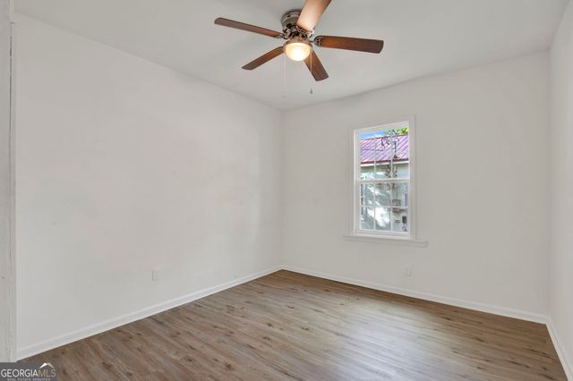 1701 Grove Street, Savannah, GA 31401