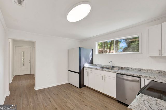 1701 Grove Street, Savannah, GA 31401