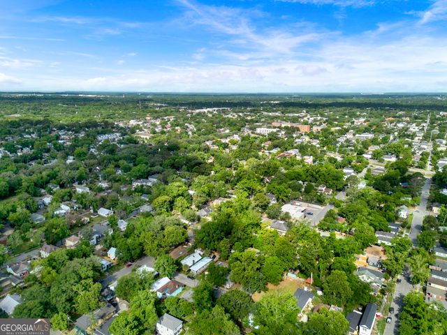 1701 Grove Street, Savannah, GA 31401