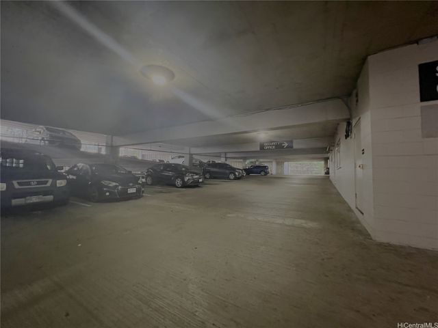 1448 Young Street 804, Honolulu, HI 96814