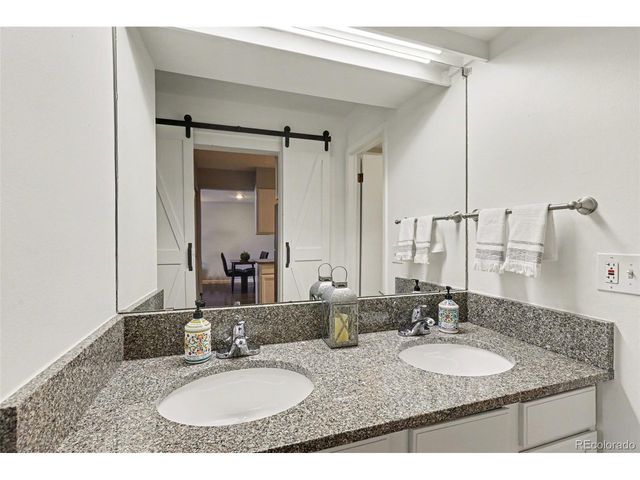 2227 Canyon Blvd A-211, Boulder, CO 80302