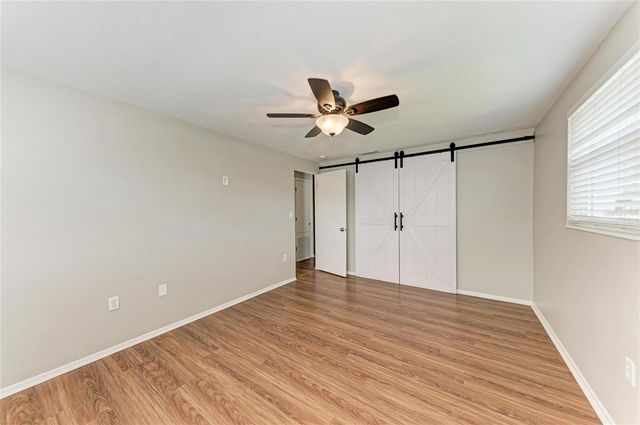 3138 WILLIAMSBURG STREET, Sarasota, FL 34231