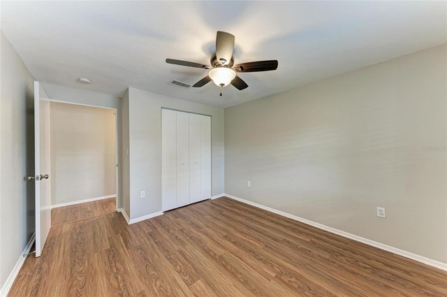 3138 WILLIAMSBURG STREET, Sarasota, FL 34231
