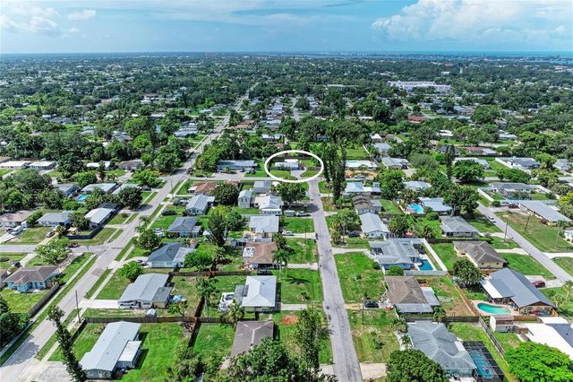 3138 WILLIAMSBURG STREET, Sarasota, FL 34231