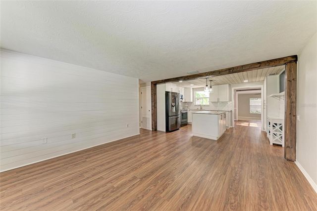 3138 WILLIAMSBURG STREET, Sarasota, FL 34231