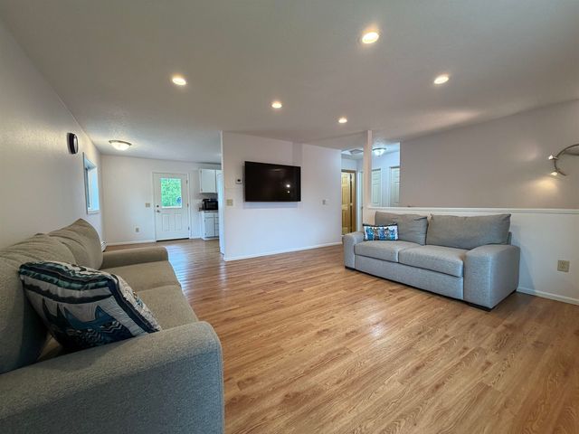 3012 CHINOOK DRIVE, Fairbanks, AK 99709