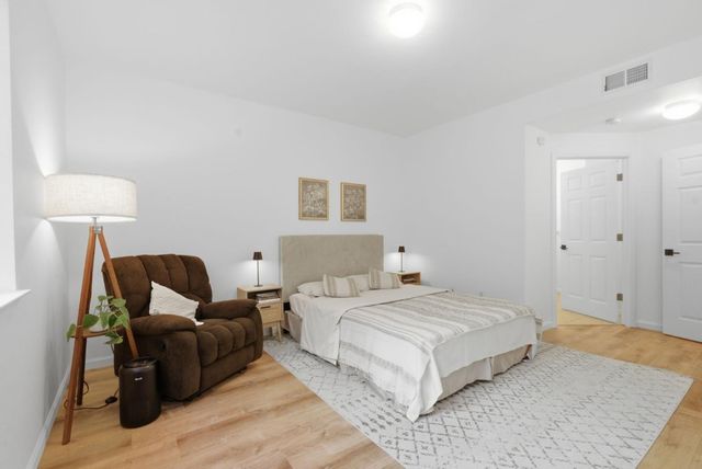 88 N Jackson Avenue 211, San Jose, CA 95116