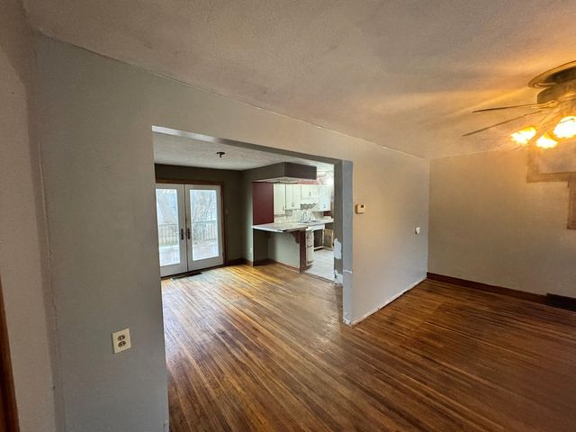 684 DAVENPORT Street, Meadville, PA 16335