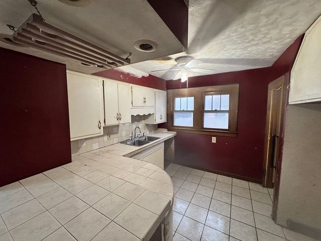 684 DAVENPORT Street, Meadville, PA 16335