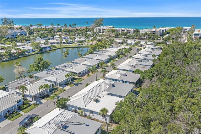 597 SPANISH DRIVE N 12, Longboat Key, FL 34228