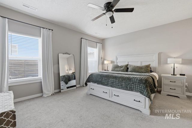 3812 E Rock Falls St, Nampa, ID 83686