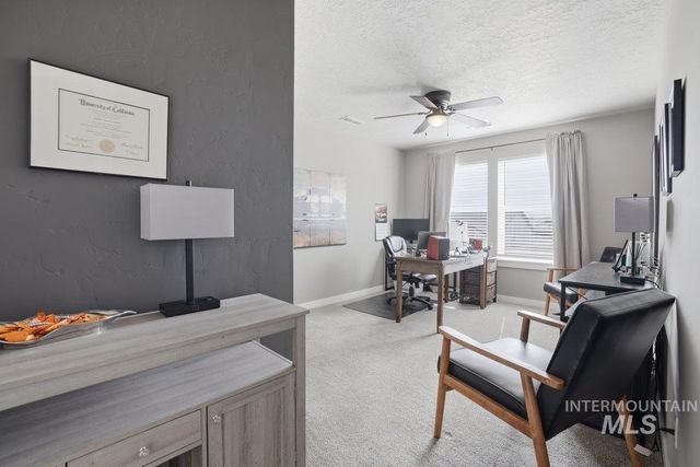 3812 E Rock Falls St, Nampa, ID 83686