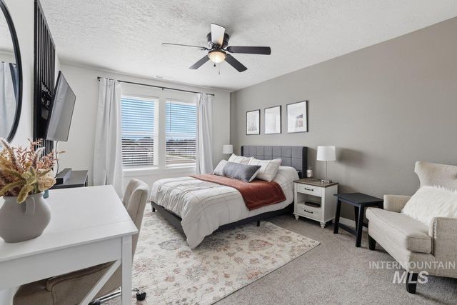 3812 E Rock Falls St, Nampa, ID 83686