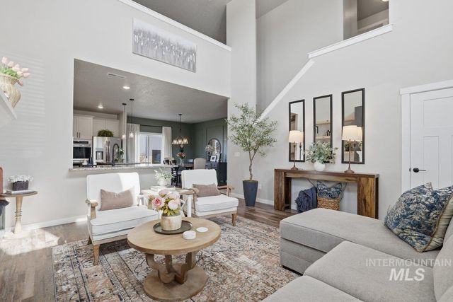 3812 E Rock Falls St, Nampa, ID 83686