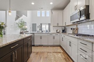 3812 E Rock Falls St, Nampa, ID 83686