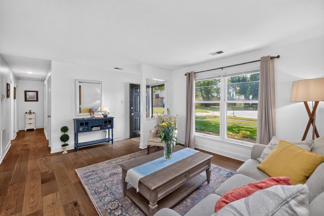 3301 Fields Court, Lexington, KY 40515