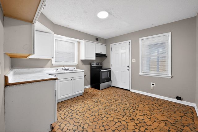 4646 APPLEGATE RD, Memphis, TN 38109