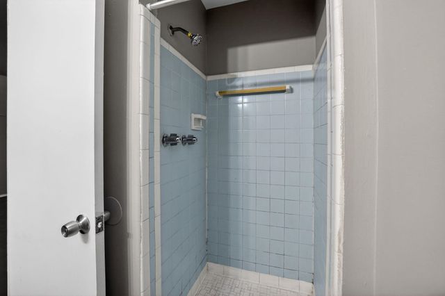 4646 APPLEGATE RD, Memphis, TN 38109