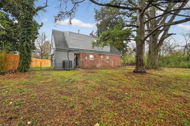 4646 APPLEGATE RD, Memphis, TN 38109