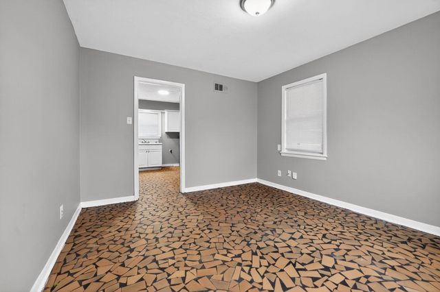 4646 APPLEGATE RD, Memphis, TN 38109