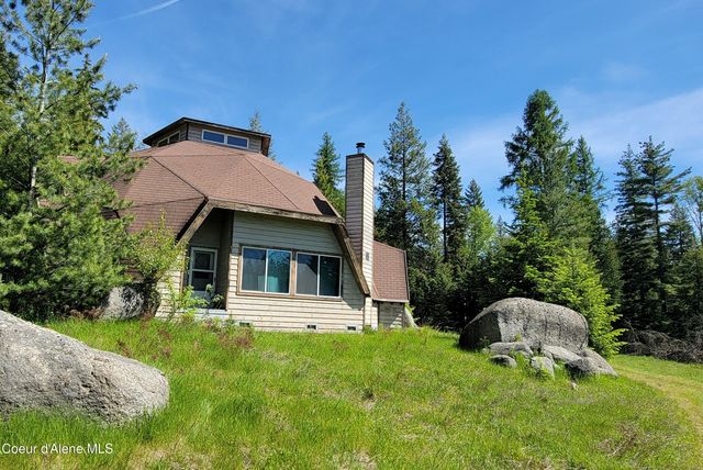 1015 Templeman Lake Rd, Bonners Ferry, ID 83805