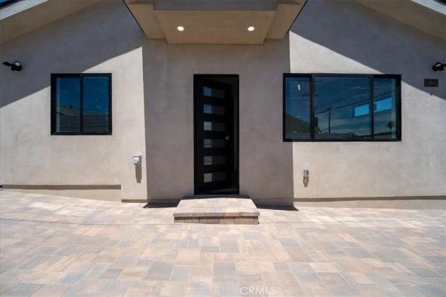 14902 Hubbard, Sylmar, CA 91342
