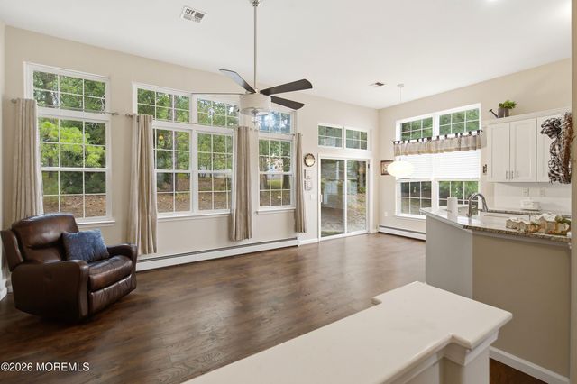 9 Forest Lake Court, Barnegat, NJ 08005
