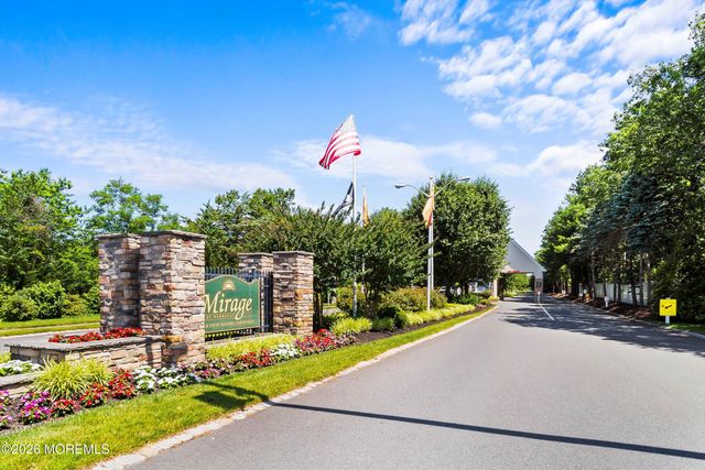 9 Forest Lake Court, Barnegat, NJ 08005