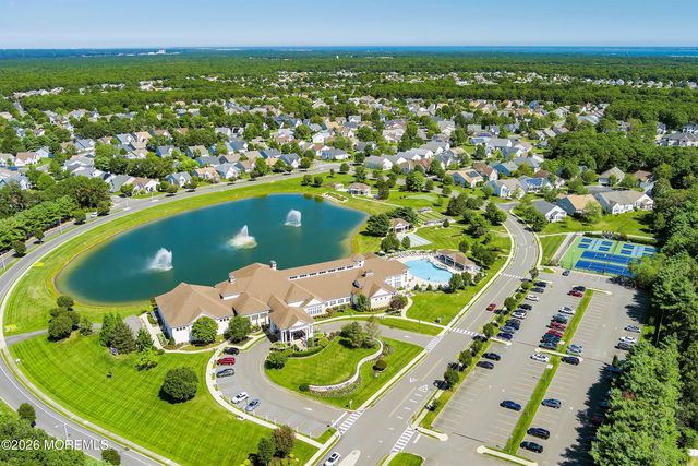 9 Forest Lake Court, Barnegat, NJ 08005