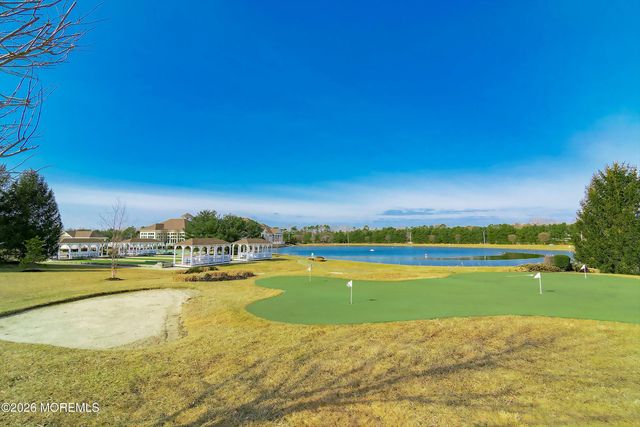 9 Forest Lake Court, Barnegat, NJ 08005
