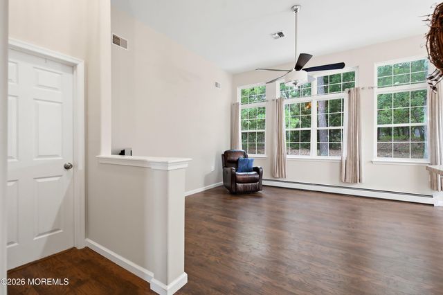 9 Forest Lake Court, Barnegat, NJ 08005