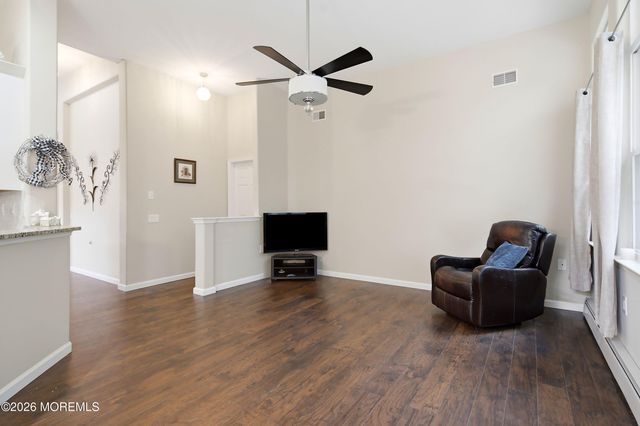 9 Forest Lake Court, Barnegat, NJ 08005