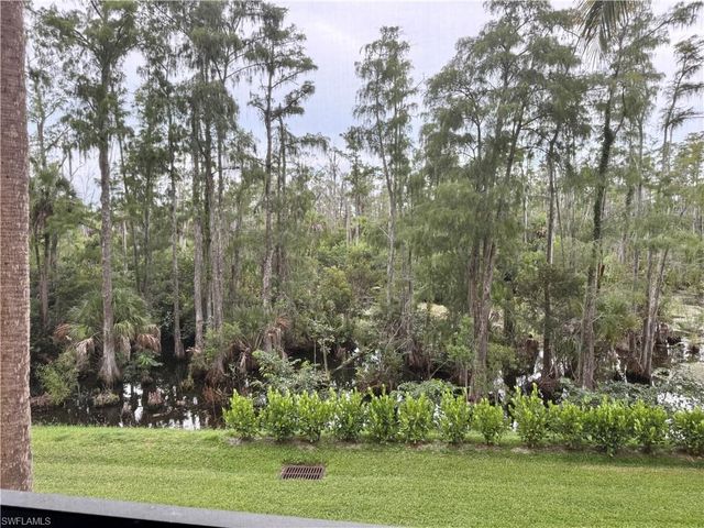 9715 Acqua CT 125, Naples, FL 34113