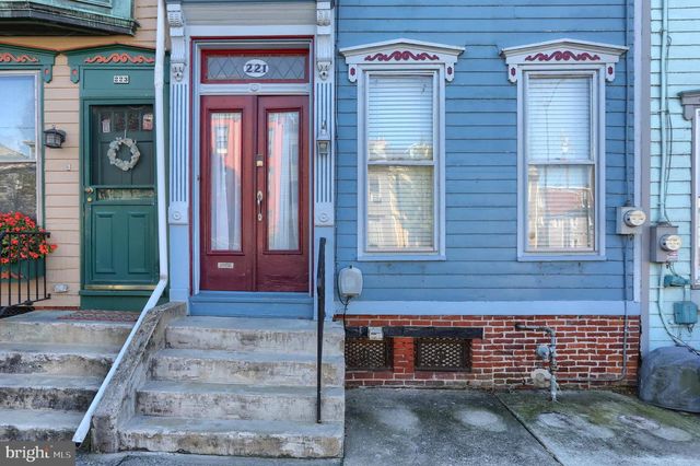 221 VERBEKE ST, Harrisburg, PA 17102
