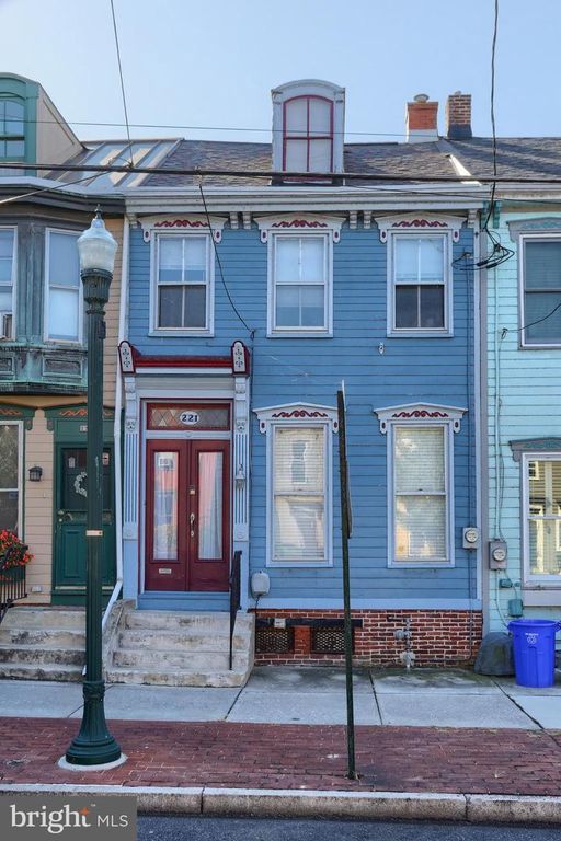 221 VERBEKE ST, Harrisburg, PA 17102