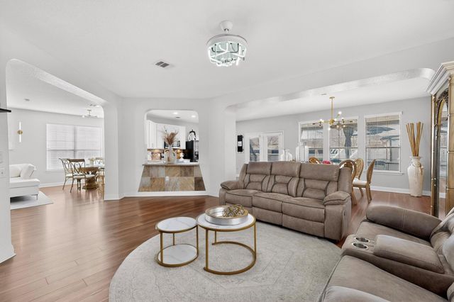 5816 Welsh WAY, Del Valle, TX 78617