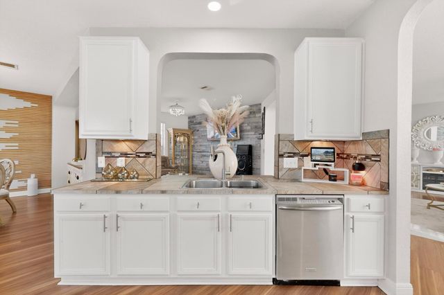 5816 Welsh WAY, Del Valle, TX 78617