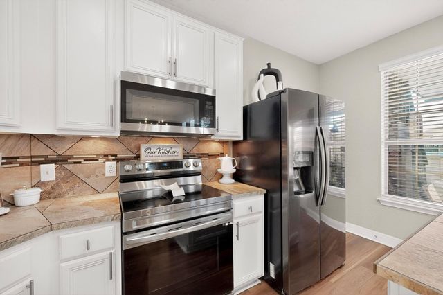 5816 Welsh WAY, Del Valle, TX 78617