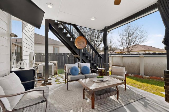 5816 Welsh WAY, Del Valle, TX 78617