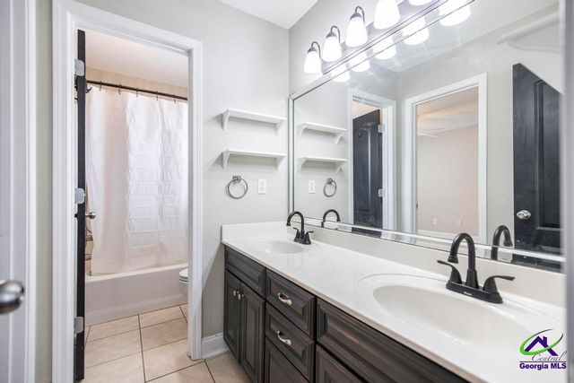 204 Lovorn Circle, Warner Robins, GA 31088