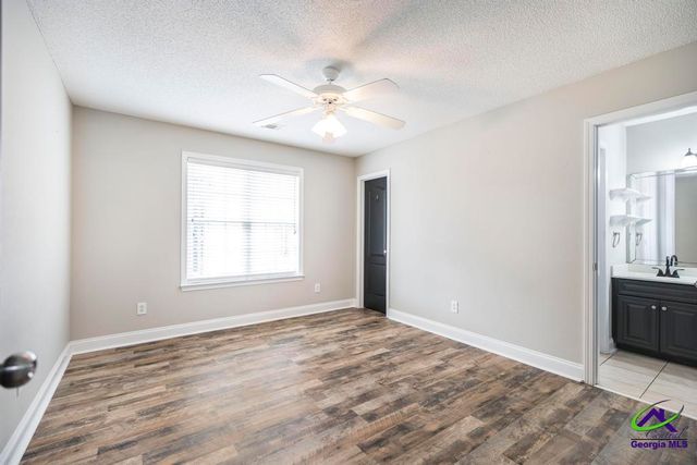 204 Lovorn Circle, Warner Robins, GA 31088