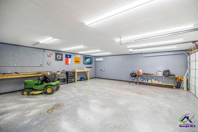 204 Lovorn Circle, Warner Robins, GA 31088