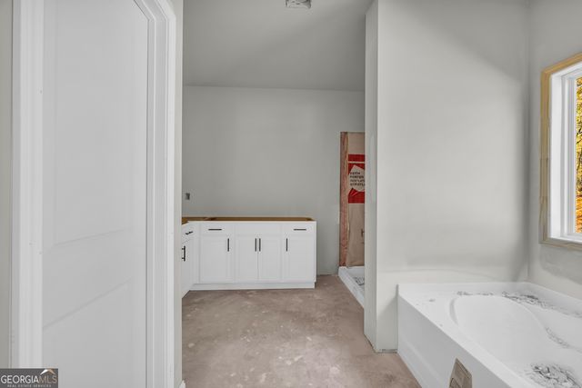 174 Old Milltown Road, Hartwell, GA 30643